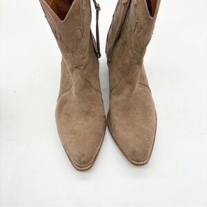 BEAST FASHION Tan Heeled Boots